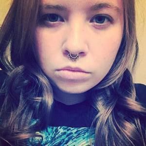 Meet your Posher, Corinne